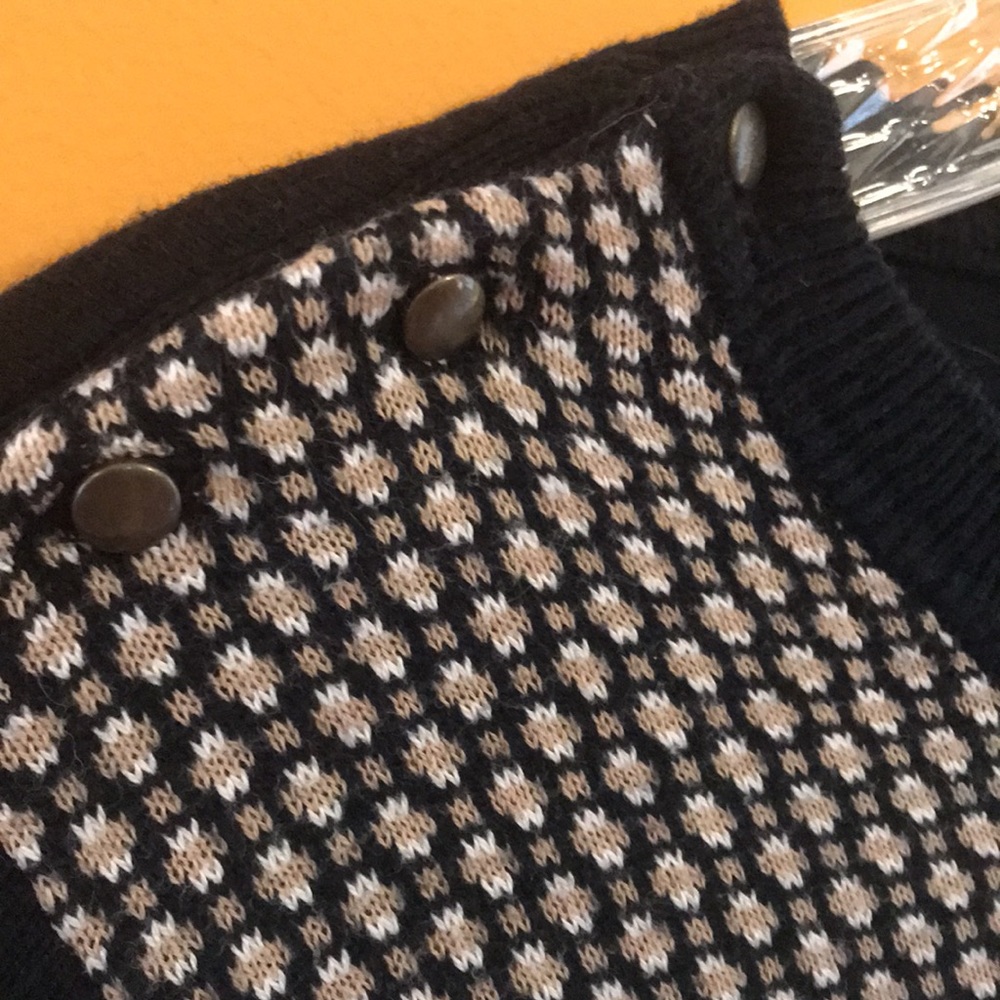 Tiny Flower Sweater - image 3